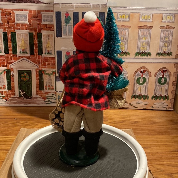 1992 BYERS CHOICE Boy With Christmas Tree and Firewood - Picture 6 of 15